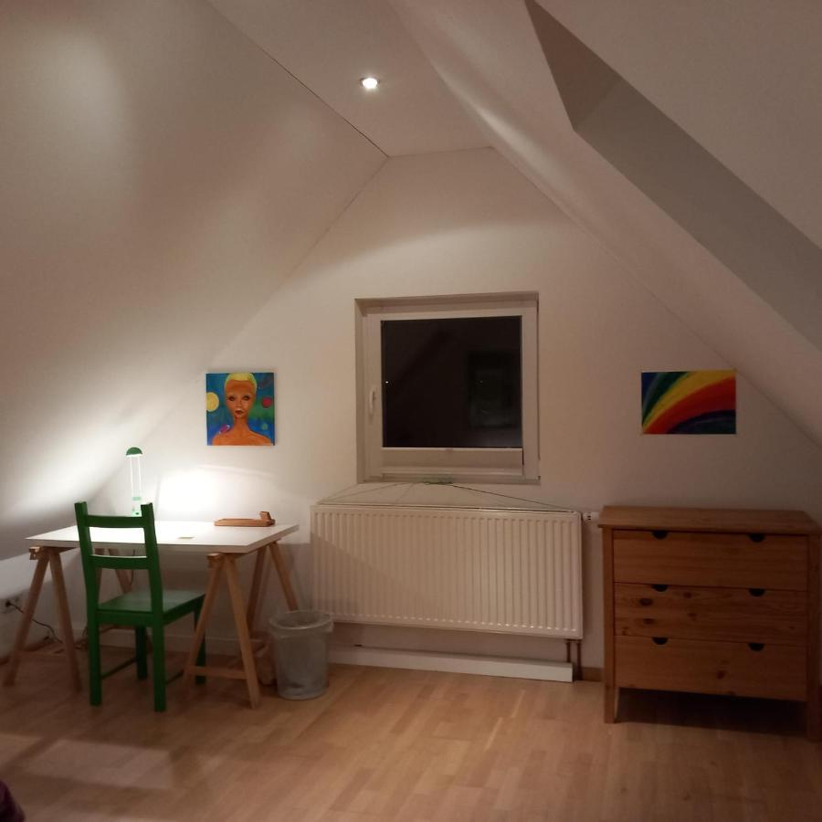 Haus 'Am Emberg' Apartment Cologne Exterior photo